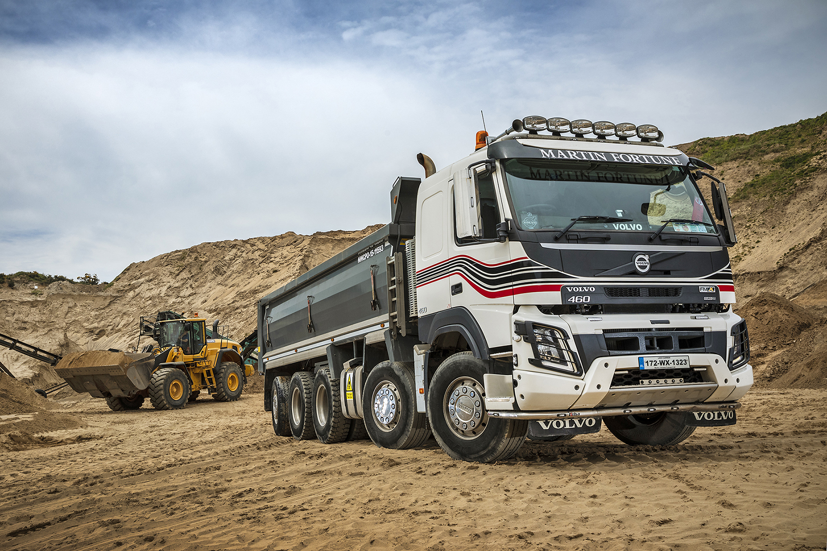 Impressive new 10x4 Volvo FMX goes into service in Ireland. With a 27-tonne is it time to think about this set up in the UK? - Truckanddriver.co.uk