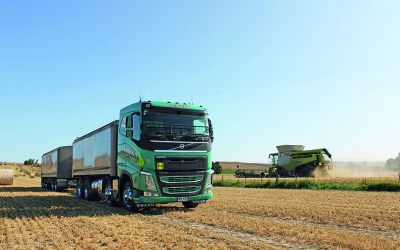 Snapshot – Volvo FH, Temuka by Ed Nolloth